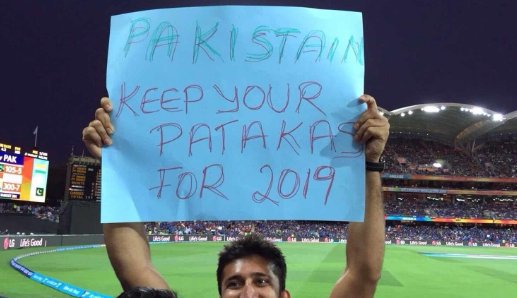 10 Highly Creative Posters That Were Spotted In The Hands Of Cricket Fans. You'Ll Love Them 9 10 Highly Creative Posters That Were Spotted In The Hands Of Cricket Fans. You'll Love Them - RVCJ Media