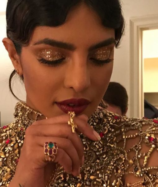 Priyanka Chopra'S Met Gala 2018 Dress Took 250 Hours To Be Crafted. People Are Loving It So Much 3 Priyanka Chopra's Met Gala 2018 Dress Took 250 Hours To Be Crafted. People Are Loving It So Much - RVCJ Media