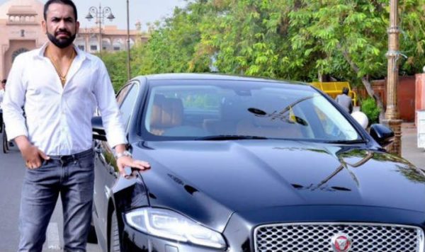 This Man Bought A Jaguar And Spent Rs 16 Lakhs Extra To Get Number '1' On His Plate RVCJ Media