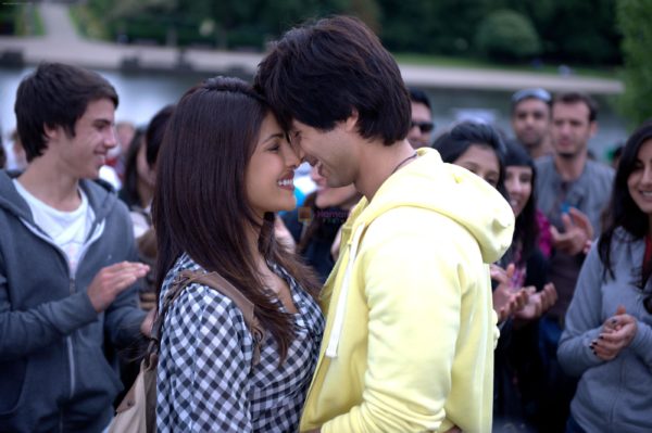Did Priyanka Chopra Really Date All These Actors? 3 Did Priyanka Chopra Really Date All These Actors? - RVCJ Media