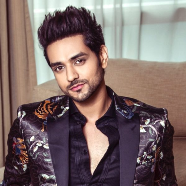 10 Popular Tv Stars Who Are Making Comeback On Small Screen In 2018 9 10 Popular TV Stars Who Are Making Comeback On Small Screen In 2018 - RVCJ Media