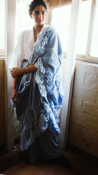 Sonam Kapoor Wore A Torn Denim Saree For Film Promotions. Got Trolled Left &Amp; Right 2 Sonam Kapoor Wore A Torn Denim Saree For Film Promotions. Got Trolled Left & Right - RVCJ Media