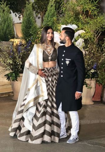 Sonam Kapoor's Reception Pics Are Out. She's Looking Too Pretty - RVCJ Media