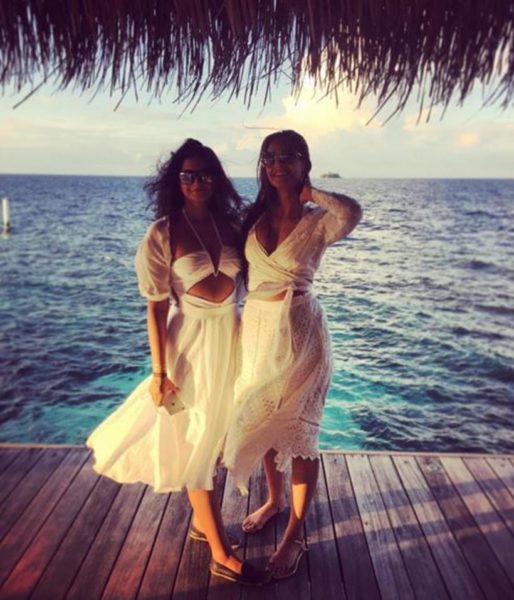 Bollywood Stars Completely Rock The Twinning Game And These Pics Are The Proof 10 Bollywood Stars Completely Rock The Twinning Game And These Pics Are The Proof - RVCJ Media