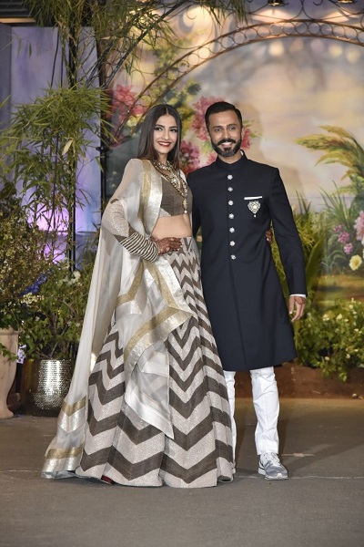 Sonam Kapoor’s Husband Wore Sports Shoes With Sherwani At Reception, Got Trolled RVCJ Media