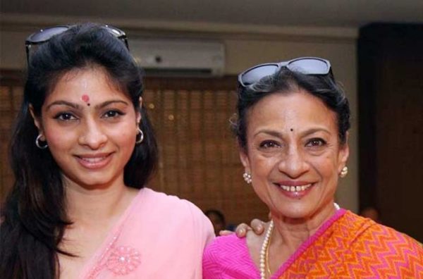 Flop Daughters Of Bollywood'S Hit Moms. Even Nepotism Couldn'T Help Them 3 Flop Daughters Of Bollywood's Hit Moms. Even Nepotism Couldn't Help Them RVCJ Media