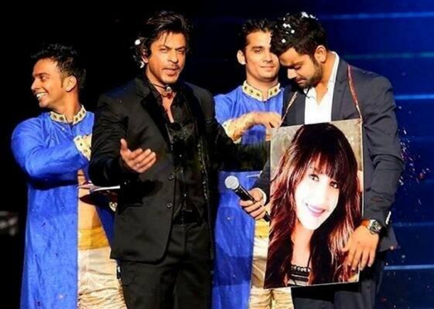 Srk Held Virat’s Swayamwar During Ipl &Amp; You Need To See Whom Kohli Chose As His Would-Be Bride 3 SRK Held Virat’s Swayamwar During IPL & You Need To See Whom Kohli Chose As His Would-Be Bride - RVCJ Media