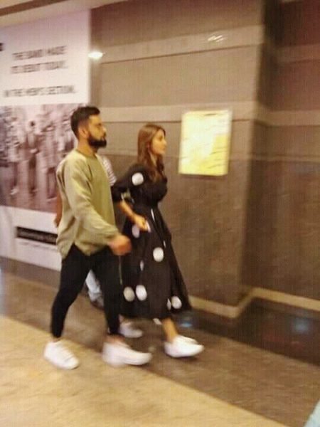 Virat And Anushka Watch Avengers Infinity War Together. Whole Mall Came To Stand Still 3 Virat And Anushka Watch Avengers Infinity War Together. Whole Mall Came To Stand Still - RVCJ Media