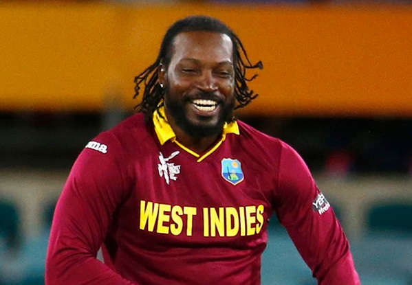KXIP Calls Chris Gayle Superior To Warner & Tweets About His Records, Gets An Epic Reply From SRH RVCJ Media