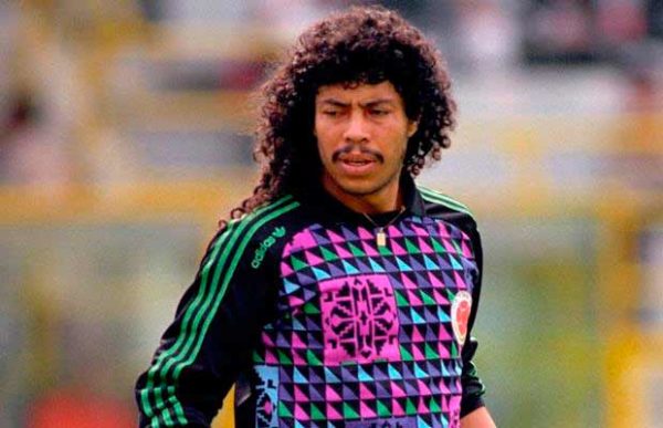10 Weirdest Hairstyles Ever By Football Players. What Were They Thinking? 6 10 Weirdest Hairstyles Ever By Football Players. What Were They Thinking? - RVCJ Media
