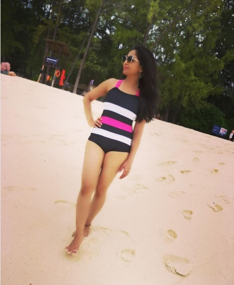 Angoori Aka Shubhangi Wore A Beautiful Bikini &Amp; Got Trolled. She Handled Trollers Like A Boss 4 Angoori Aka Shubhangi Wore A Beautiful Bikini & Got Trolled. She Handled Trollers Like A Boss - RVCJ Media