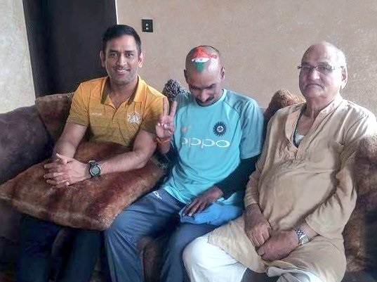 MS Dhoni Did Something Special For India’s Biggest Cricket Fan After Victory In IPL. Won Hearts RVCJ Media