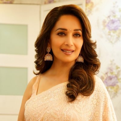 10 Unknown Stories Of How These Bollywood Stars Were First Discovered - RVCJ Media