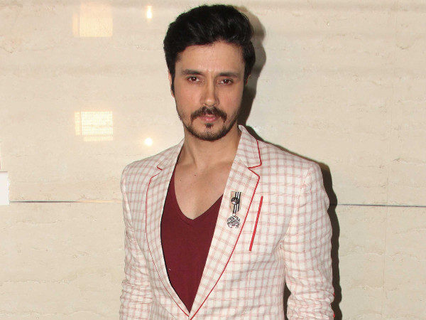 14 Bollywood Celebrities Who Joined The 100 Crore Club In 2018 RVCJ Media
