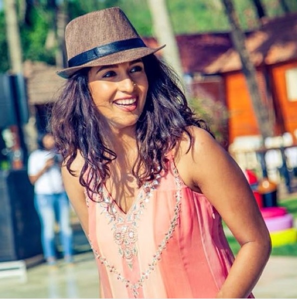 Sanju Actor Vicky Kaushal Is Dating This Actress. She’s Damn Beautiful - RVCJ Media
