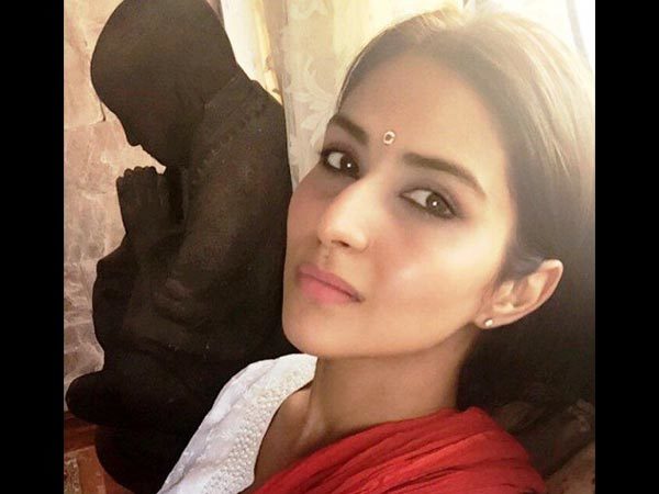 Salman To Launch Nutan's Granddaughter Pranutan? Her Pics Are Damn Beautiful - RVCJ Media