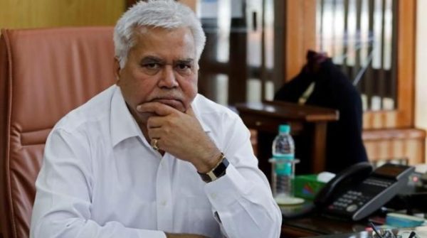 TRAI Chief’s Aadhaar Challenge Intensifies, Now His Daughter Gets A Threatening Email - RVCJ Media