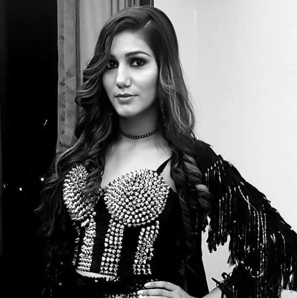 Sapna Chaudhary'S Latest Pics Are So Beautiful That You Won'T Be Able To Take Your Eyes Off 6 Sapna Chaudhary's Latest Pics Are So Beautiful That You Won't Be Able To Take Your Eyes Off - RVCJ Media