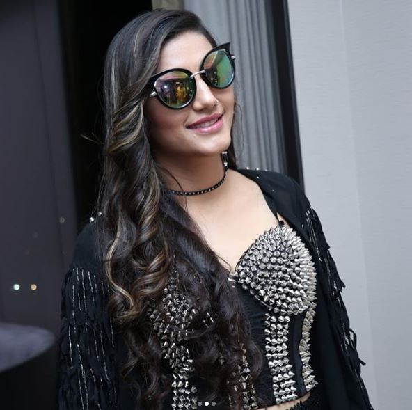 Sapna Chaudhary'S Latest Pics Are So Beautiful That You Won'T Be Able To Take Your Eyes Off 7 Sapna Chaudhary's Latest Pics Are So Beautiful That You Won't Be Able To Take Your Eyes Off - RVCJ Media
