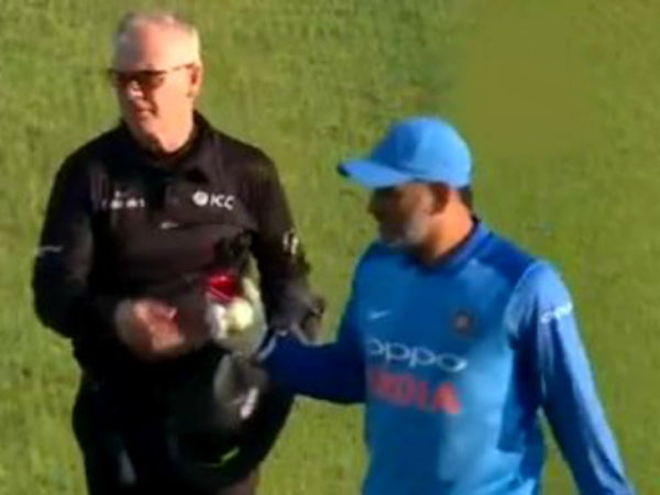 Dhoni Finally Reveals Why He Took Ball From Umpire. You'll Love His Smartness RVCJ Media