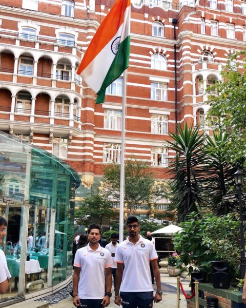 Indian Cricket Team Hoists Flag & Sings National Anthem In London. We Are Feeling Proud - RVCJ Media