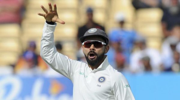 English Fans Surrounded Indian Team Bus & Trolled Kohli. Watch The Video - RVCJ Media