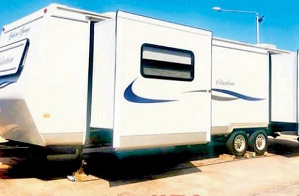 These Pics Of Salman’s Vanity Van From Bharat’s Sets Prove He Is The Sultan Of Bollywood - RVCJ Media