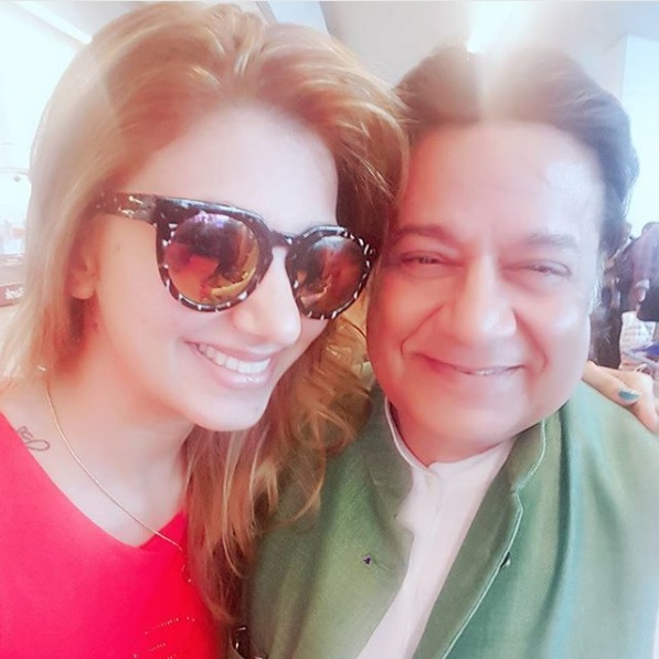 10 Pics Of Anup Jalota And His Girlfriend That Will Make Every Single Guy Jealous - RVCJ Media