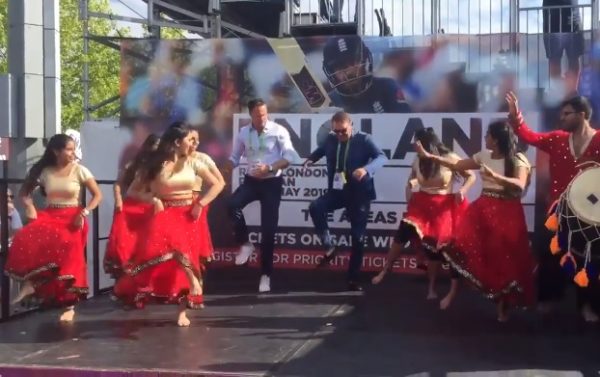 Michael Vaughan And Phil Tufnell Tried To Do Bhangra. The Video Is A Visual Treat For Fans - RVCJ Media