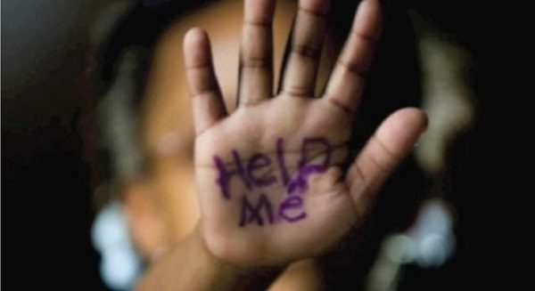 Pune School Principal Booked For Forcibly Showing Adult Movies To A 14-Yr Boy Twice 2 Pune School Principal Booked For Forcibly Showing Adult Movies To A 14-Yr Boy Twice - RVCJ Media