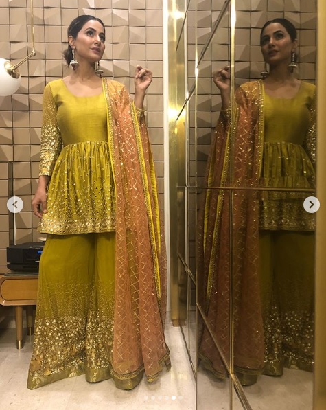 Hina Khan Wore A Traditional Dress On Eid, People Called Her Buddhi & Makeup Ki Dukan - RVCJ Media