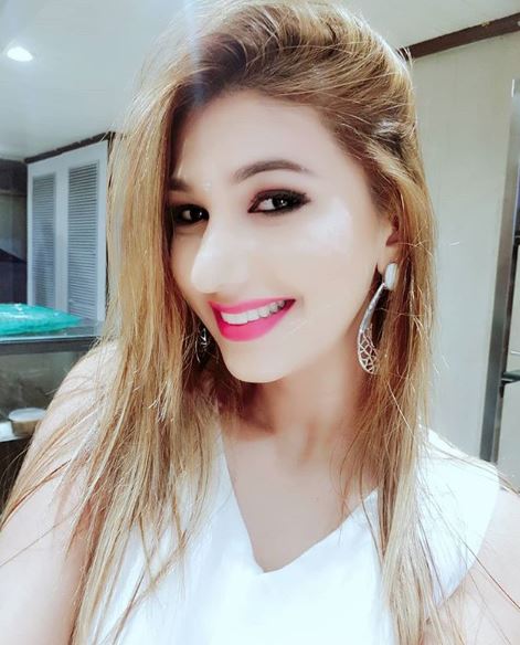 10 Photos Of BB12 Contestant Jasleen Matharu Which Will Make You Really Excited For The Show - RVCJ Media