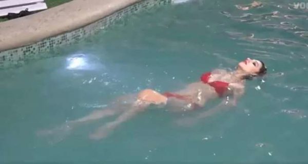 Jasleen Wore Red Bikini & Entered Pool; Twitter Trolled Anup & Her For Doing This On Family Show - RVCJ Media
