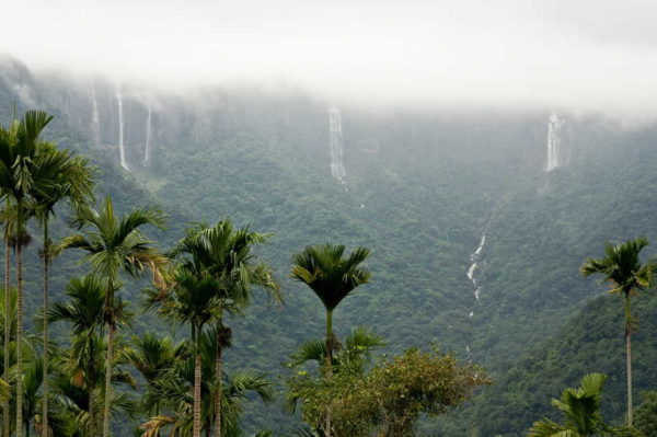15 Places Apart From Mountains And Beaches In India That Will Satisfy Your Wander Lust - RVCJ Media