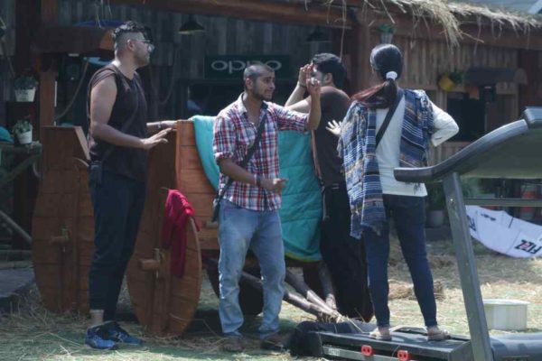 This Popular Bollywood Actress To Make A Wild Card Entry In The Bigg Boss House? - RVCJ Media