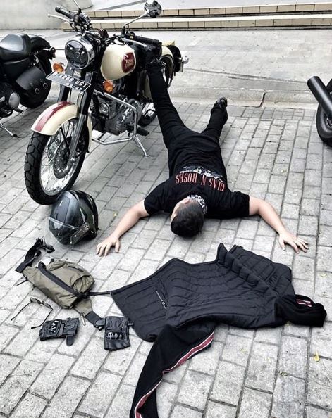 This New Challenge On Social Media Is Making People Fall People Everywhere. This Is Weird RVCJ Media