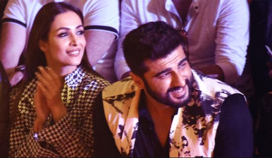 Janhvi Asked Arjun Kapoor If He Is Single, His Reply Is Priceless - RVCJ Media