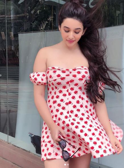 Nepalese Beauty Aditi Budhathoki Looks Extremely Gorgeous. You Can't Miss Her Pics - RVCJ Media