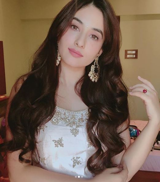Nepalese Beauty Aditi Budhathoki Looks Extremely Gorgeous. You Can't Miss Her Pics - RVCJ Media