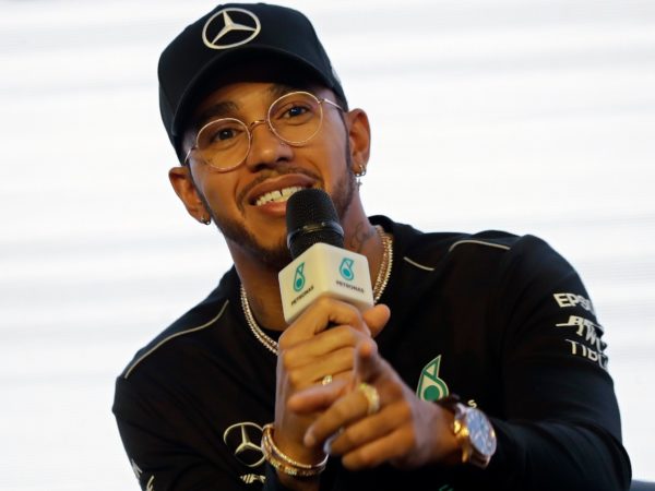 Here's What Lewis Hamilton Posted On Twitter After Getting Trolled For Poor India Comment - RVCJ Media