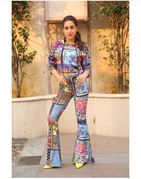 Check Out The Top Ten Worst Fashion Choices Made By Actors This Year - RVCJ Media