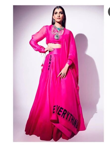Check Out The Top Ten Worst Fashion Choices Made By Actors This Year - RVCJ Media