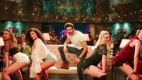 Top 15 Dance Numbers That You Cannot Miss Out On This Festive Season - RVCJ Media