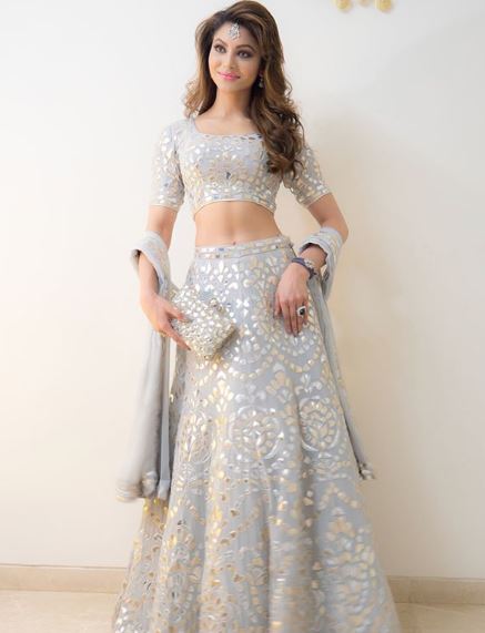 urvashi-7