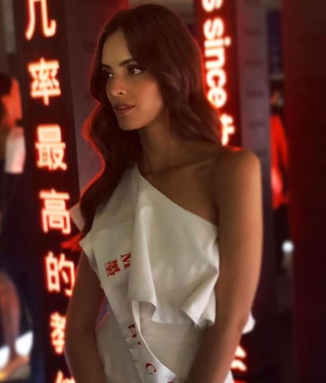 After Manushi Chhilar, This Girl Has Won The Miss World 2018 Title. She Looks Gorgeous - RVCJ Media