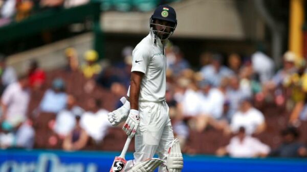 KL Rahul Got Trolled Again After Last Night's Match, Netizens Compared Him To Cheteshwar Pujara - RVCJ Media