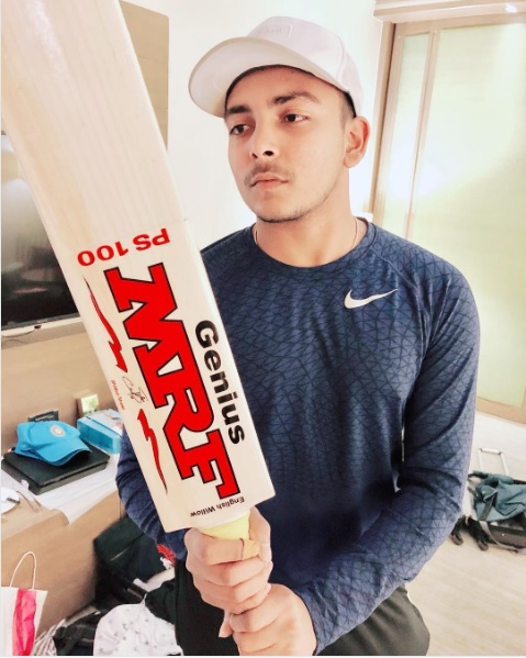 Prithvi Shaw Got Inspired From Ranveer’s “Apna Time Aayega” After Injury. This Is What He Posted - RVCJ Media