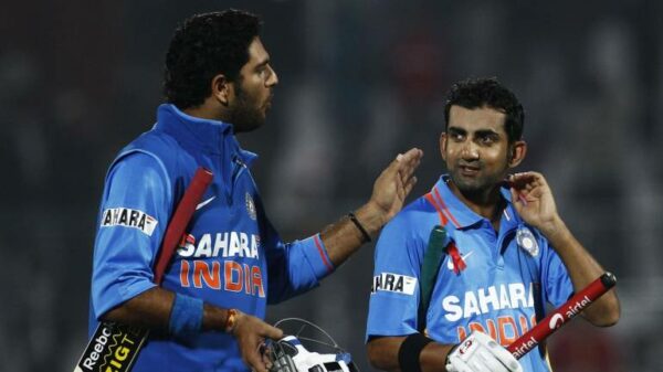 Gambhir Trolled Yuvi For His Marriage After Seeing His Red Shoes. Yuvi Gave A Hilarious Reply. - RVCJ Media