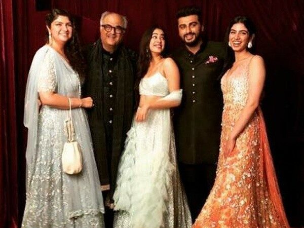 Janhvi Kapoor Cannot Recall The Last Few Months,She Still Cannot Believe Her Mother Is Not With Her - RVCJ Media