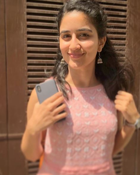Vaidehi Who Played Ranveer's Sister In Simmba Is Here To Steal Your Hearts. Here's Proof - RVCJ Media